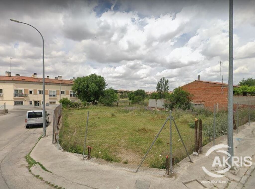 Imagen 2 de TERRENO URBANO DE 1.135 M2 EN SESEÑA