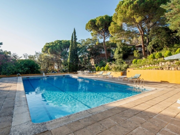 Imagen 1 de Espectacular casa con 4 Hectáreas de terreno y gran piscina en Castell d'Aro/S'Agaró