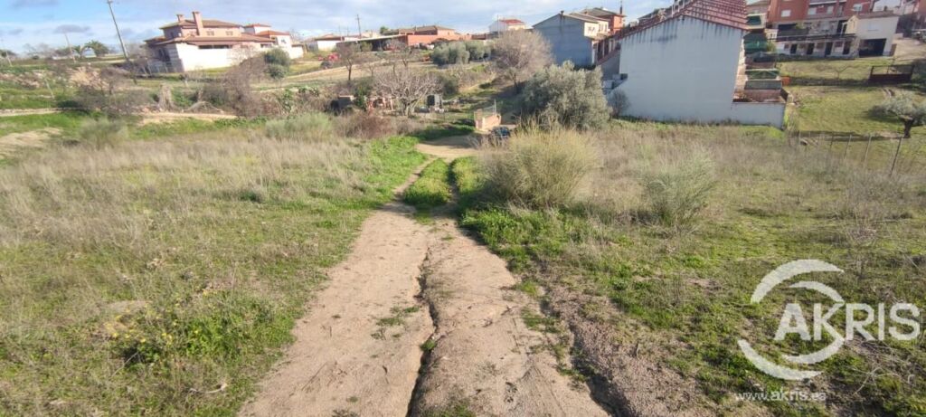 Imagen 4 de TERRENO URBANO NO CONSOLIDADO EN MENTRIDA