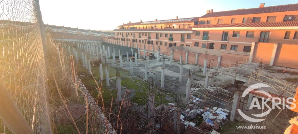 Imagen 2 de EDIFICIO EN CONSTRUCCIÓN EN RECAS