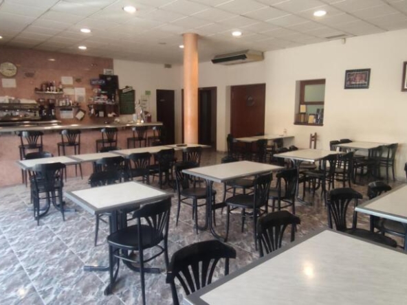 Imagen 1 de NEGOCIO DE RESTAURANTE CON VIVIENDA Y SOLAR EN BALSARENY