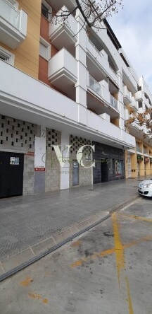 Imagen 1 de Local comercial en Alquiler en Torre Del Mar Málaga