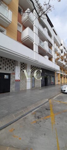 Imagen 1 de Local comercial en Alquiler en Torre Del Mar Málaga