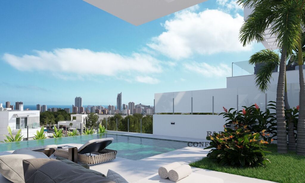 Imagen 2 de Villa con preciosas vistas desde su piscina infinita privada.