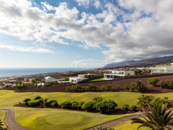 Imagen 1 de Solar urbano en Venta en Guia De Isora Santa Cruz de Tenerife