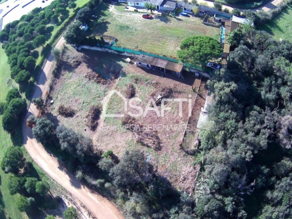 Imagen 1 de Terreno de 2.400 metros cuadrados de suelo urbano