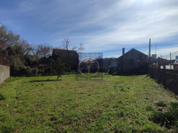 Imagen 1 de Casa con terreno en pleno Camino de Santiago Portugues.