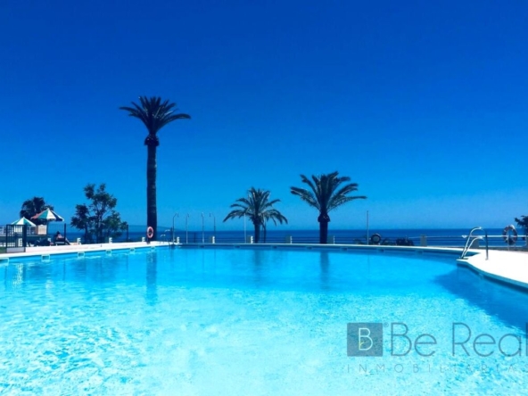 Imagen 1 de EXCLUSIVO APARTAMENTO DE UN DORMITORIO EN EL CORAZÓN DE TORREMOLINOS CON ESPECTACULARES VISTAS AL MAR