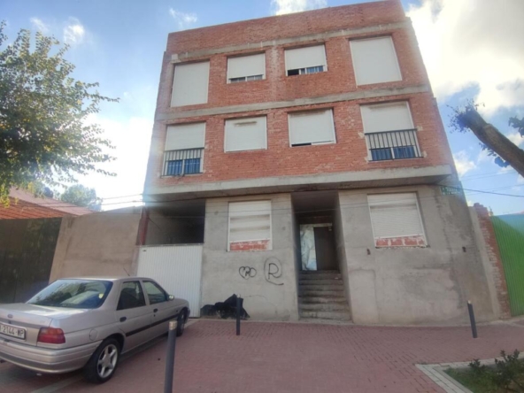 Imagen 1 de VENTA DE EDIFICIO EN CONSTRUCCIÓN EN VILLASEQUILLA