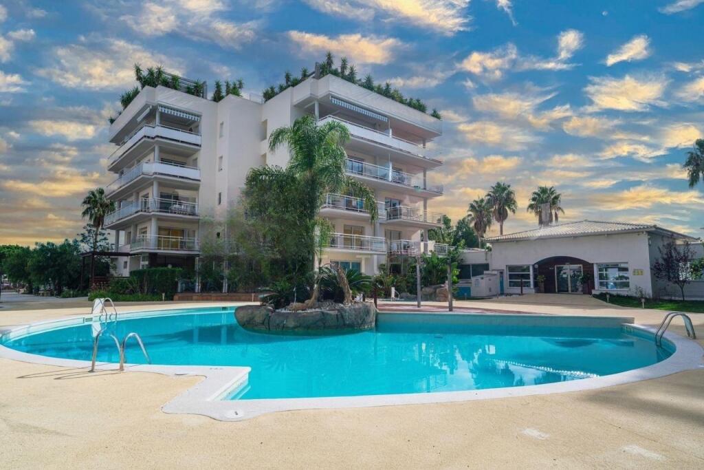 Imagen 1 de Precioso apartamento en residencia de lujo con piscina en Santa Margarita