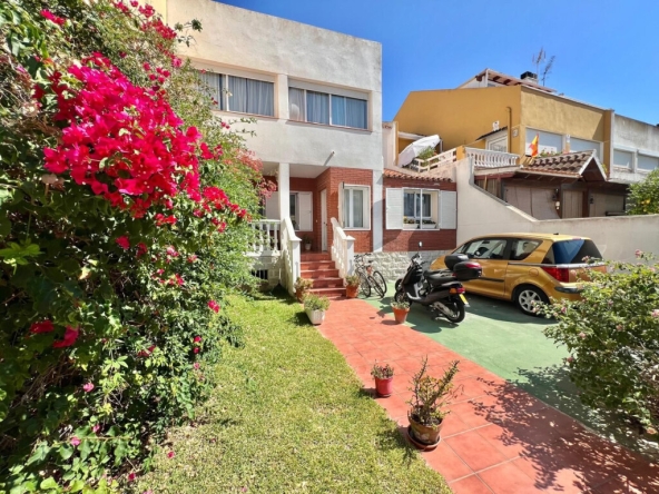 Imagen 1 de Adosada en Venta en Fuengirola Málaga