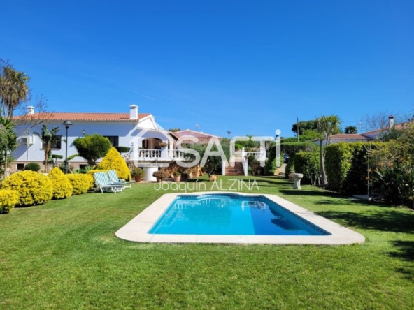 Imagen 1 de Magnífica y espaciosa casa de campo con piscina.