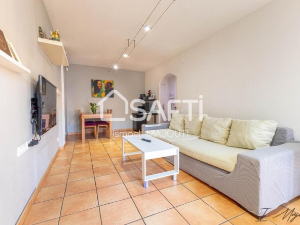 Imagen 1 de Piso en Venta en Palafrugell – ¡Ubicación Perfecta y Comunidad Encantadora!