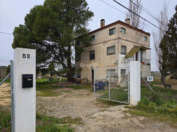 Imagen 1 de Oportunidad única: Casa con amplio terreno en Lleida