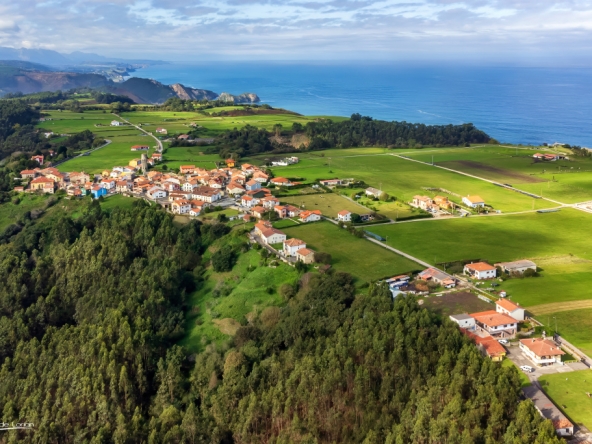 Imagen 1 de Casa de pueblo en Venta en Ribadedeva Asturias