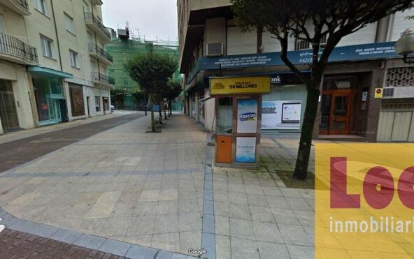 Imagen 1 de Local cerca de la plaza mayor en Torrelavega.