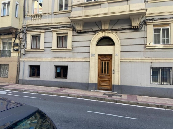 Imagen 1 de PISO EN VENTA EN CALLE PADRE FRANCISCO SUAREZ    ¡¡¡GRAN OPORTUNIDAD !!!