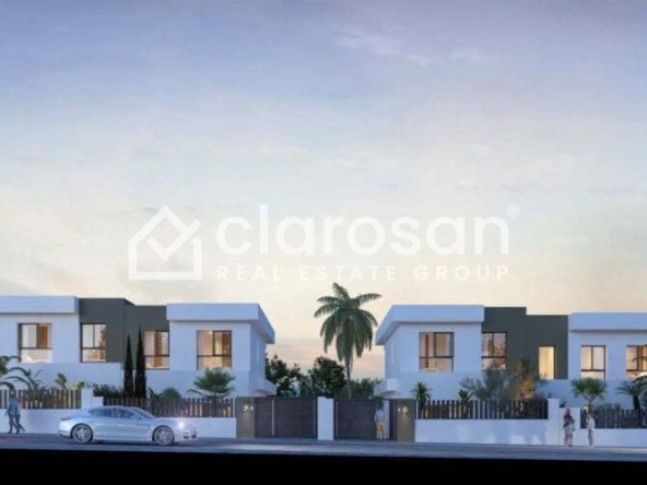 Imagen 1 de Casa-Chalet en Venta en Alhaurin De La Torre Málaga