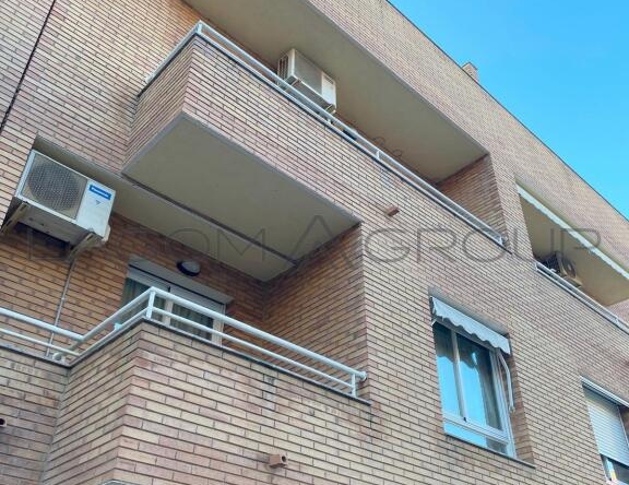 Imagen 1 de ADOSADA EN VENTA ZONA ALPICAT