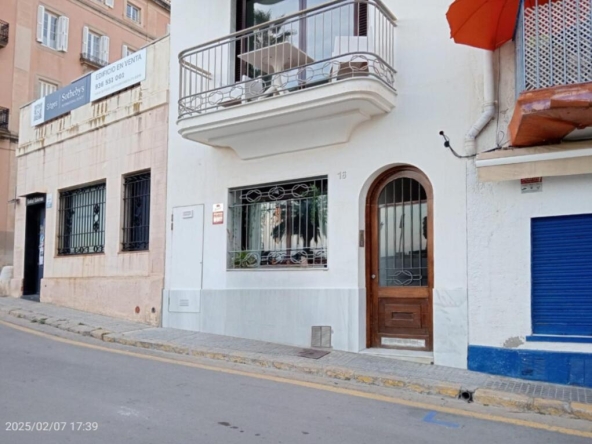 Imagen 1 de Frente al mar en Sitges