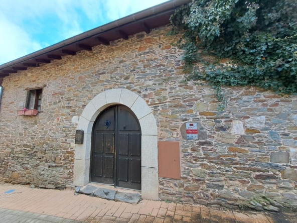 Imagen 1 de CASA DE PIEDRA REFORMADA