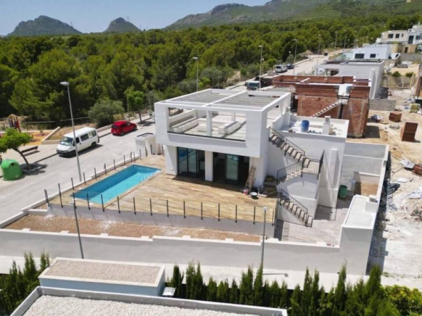 Imagen 1 de Casa-Chalet en Venta en Polop Alicante