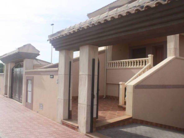 Imagen 1 de Casa-Chalet en Venta en Torrevieja Alicante