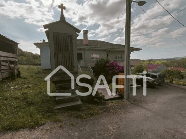 Imagen 1 de ENCANTADORA CASA EN LAS PROXIMIDADES DEL CENTRO DE LALÍN