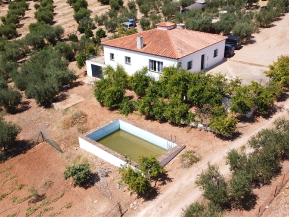 Imagen 1 de Casa de campo-Masía en Venta en Montellano Sevilla