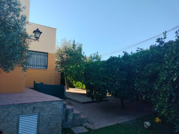 Imagen 1 de Casa-Chalet en Venta en Dos Hermanas Sevilla