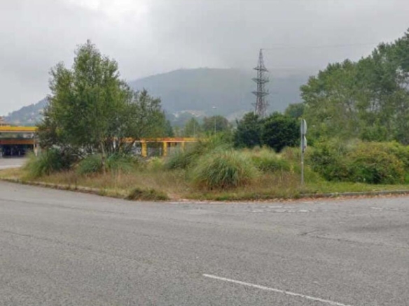 Imagen 2 de Terreno en venta en Oviedo de 1900 m2