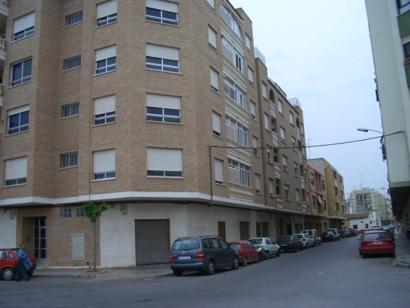 Imagen 3 de Local comercial en Alquiler en Burriana Castellón