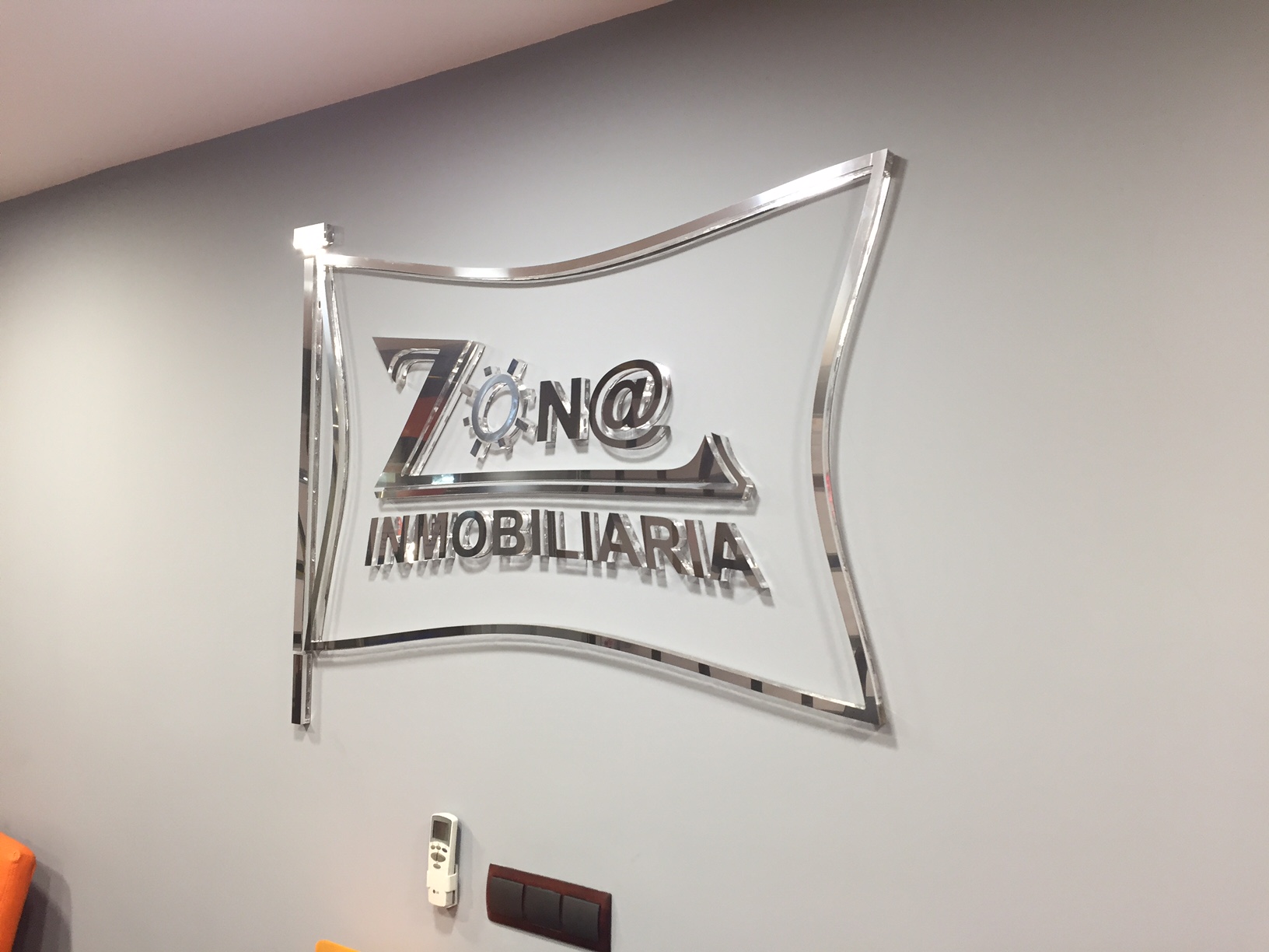 Logotipo de ZONA INMOBILIARIA