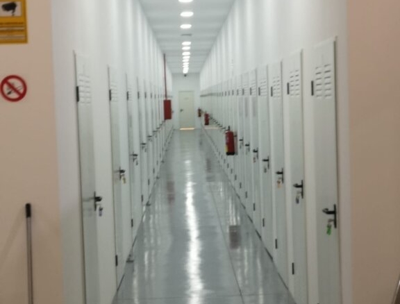 Imagen 2 de Trasteros en alquiler el poligono Juaida Roquetas