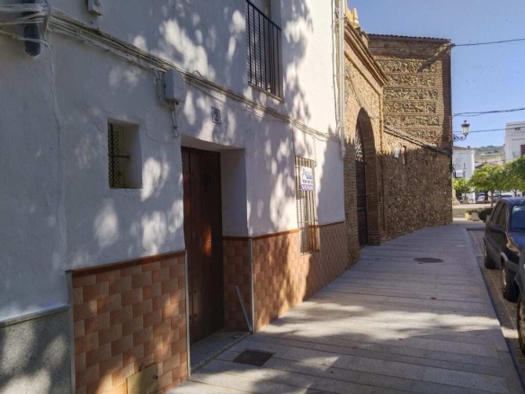 Imagen 2 de Casa de pueblo en Venta en Guadalcanal Sevilla