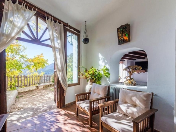 Imagen 2 de Casa de campo-Masía en Venta en Tus Albacete