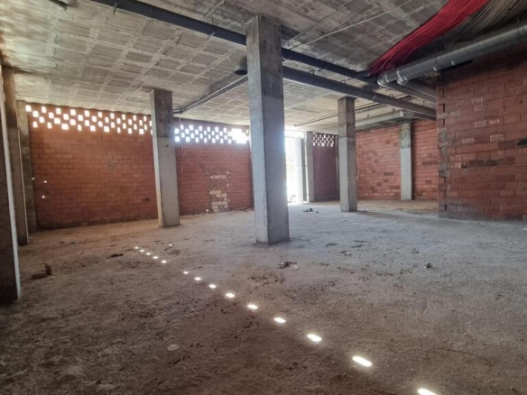 Imagen 4 de Local comercial en Alquiler en Roquetas De Mar Almería