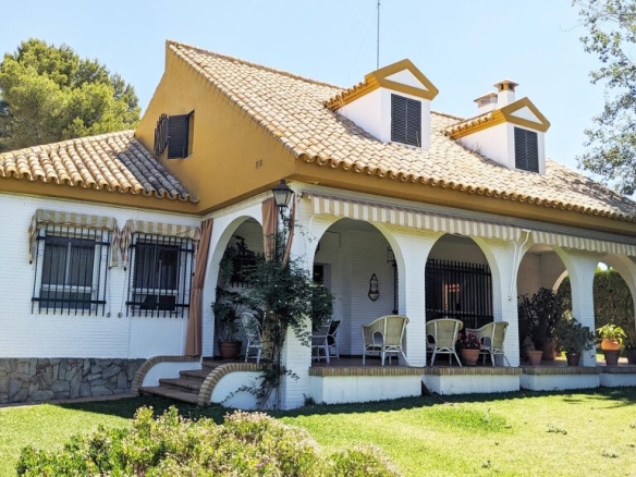 Imagen 2 de Casa-Chalet en Venta en Alcala De Guadaíra Sevilla