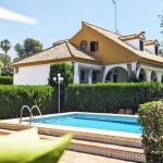 Imagen 1 de Casa-Chalet en Venta en Alcala De Guadaíra Sevilla