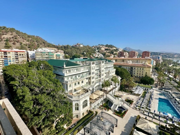 Imagen 2 de Piso en Venta en Málaga Málaga LA MALAGUETA