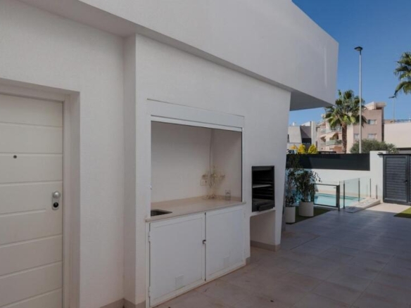 Imagen 4 de Descubre esta espectacular villa de lujo en Santiago de la Ribera