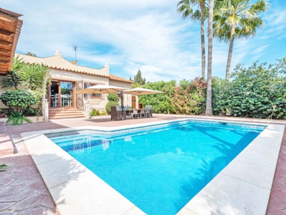 Imagen 2 de Casa-Chalet en Venta en Marbella Málaga