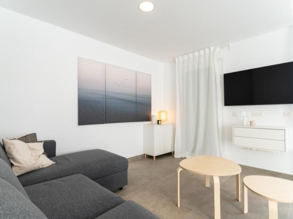 Imagen 2 de Edificio Cala Luxo - La Cala de Mijas