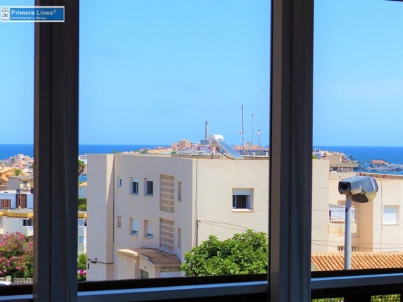 Imagen 4 de Venta de apartamento con vistas de 4 dormitorios en Cabo de Palos