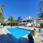 Imagen 1 de ESPECTACULAR VILLA . PARCELA DE 2900M2. PISCINA Y PISTA DE TENIS PRIVADAS