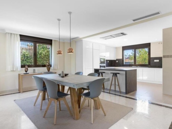 Imagen 2 de PROMOCIÓN DE VILLAS DE ALTA CALIDAD RODEADAS DE CAMPOS DE GOLF