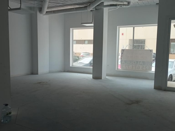 Imagen 2 de ¡NUEVO LOCAL COMERCIAL EN SABINILLAS! REFORMADO