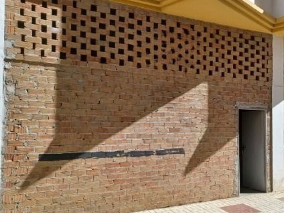 Imagen 2 de LOCAL EN BRUTO IDEAL PARA EMPEZAR CUALQUIER TIPO DE NEGOCIO