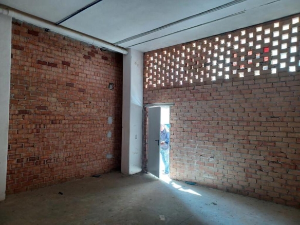 Imagen 1 de LOCAL EN BRUTO IDEAL PARA EMPEZAR CUALQUIER TIPO DE NEGOCIO