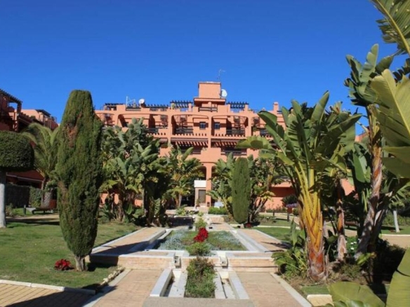 Imagen 1 de PRECIOSO APARTAMENTO EN VENTA EN LA LUJOSA URBANIZACIÓN DE ESTEPONA.